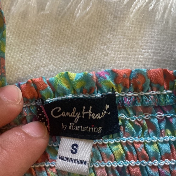 Floral tank - Picture 2 of 2